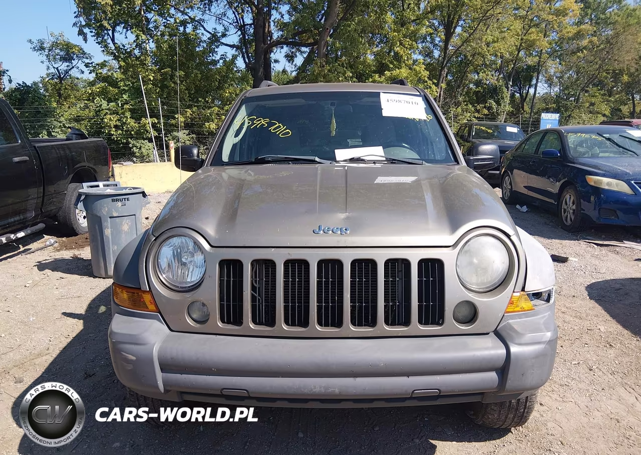 2005 Jeep Liberty Sport VIN:1J4GL48K05W681424 - 12