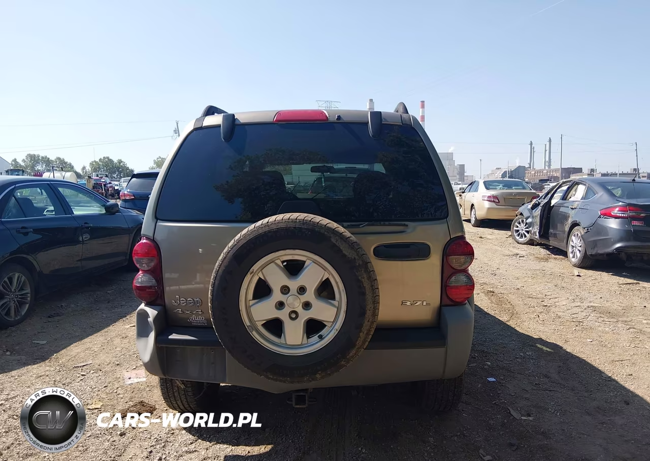 2005 Jeep Liberty Sport VIN:1J4GL48K05W681424 - 16