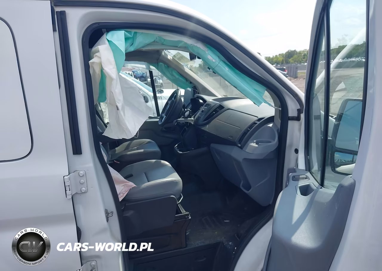 2016 Ford Transit-150 VIN:1FTYE1ZM3GKA15557 - 5