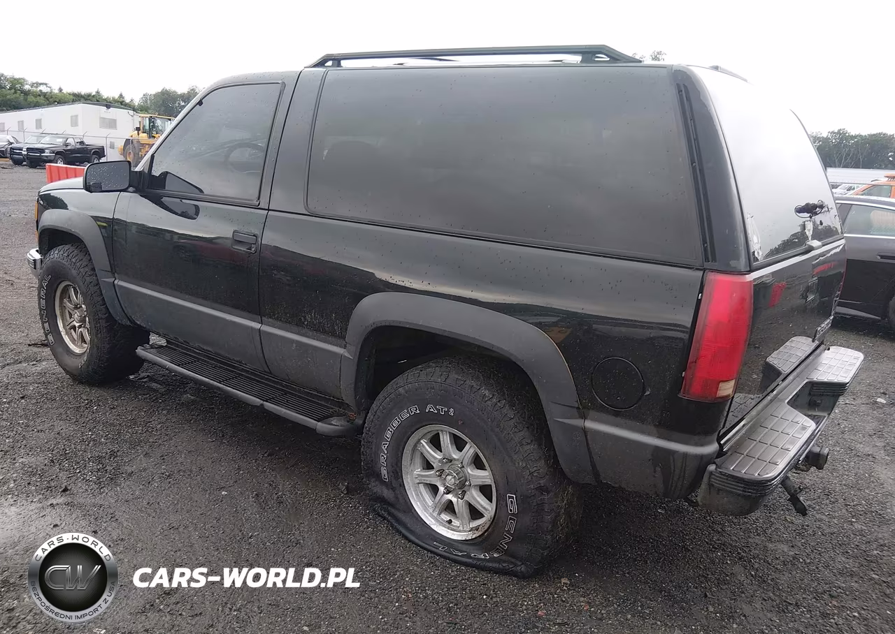 1998 Chevrolet Tahoe VIN:3GNEK18R3WG127281 - 3