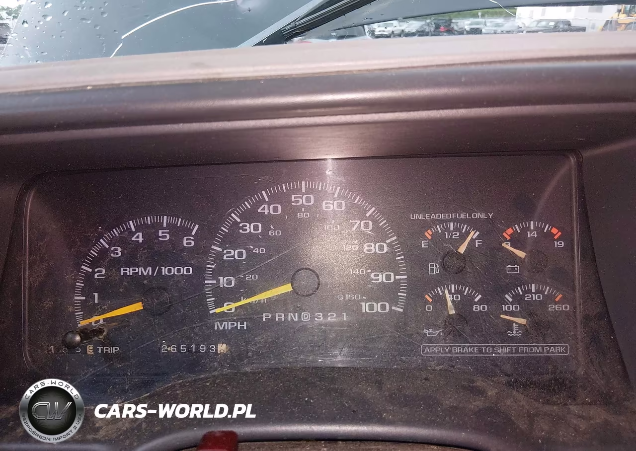1998 Chevrolet Tahoe VIN:3GNEK18R3WG127281 - 7