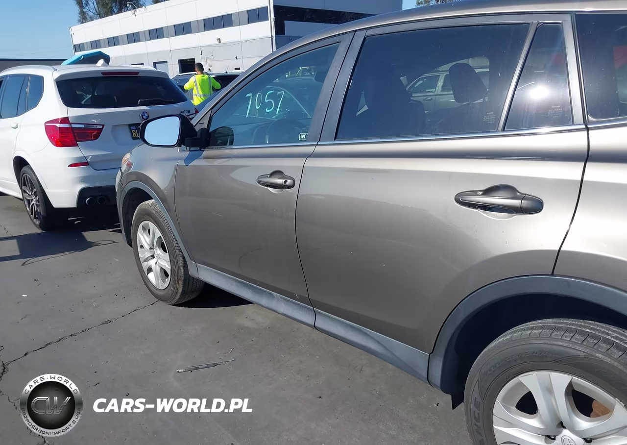 2014 Toyota Rav4 Le VIN:JTMZFREV5ED040492 - 14