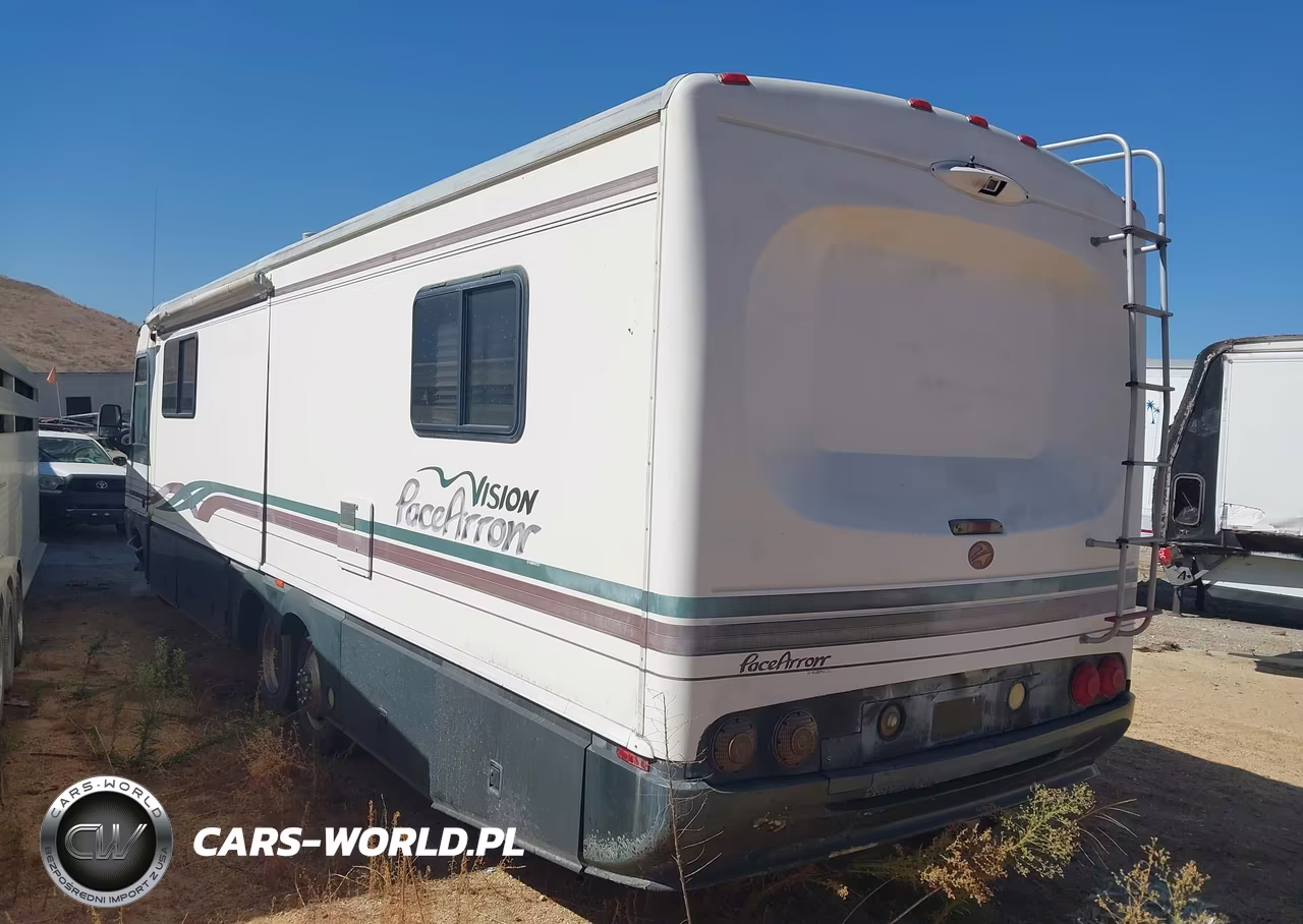 1997 Chevrolet P30 VIN:1GBLP37J1V3309057 - 3