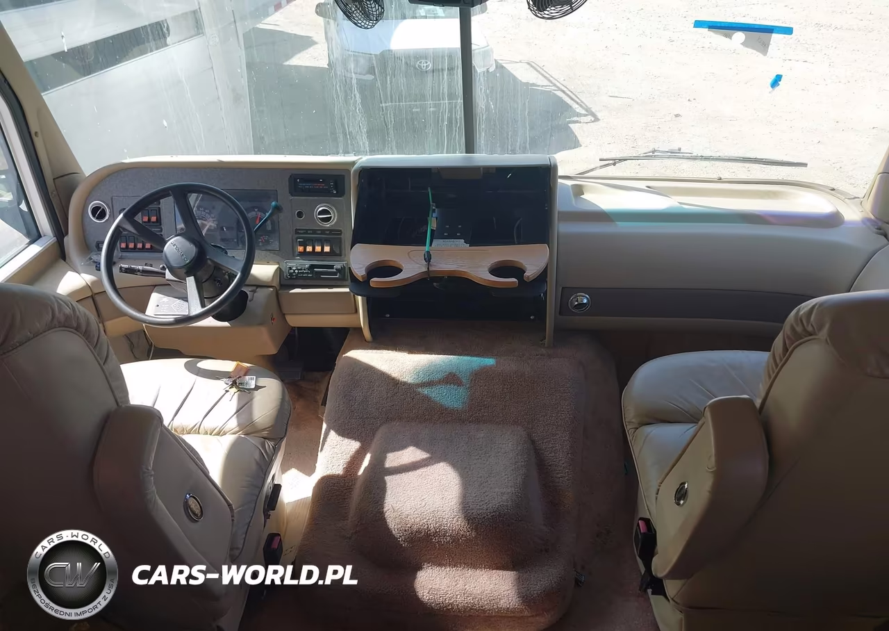 1997 Chevrolet P30 VIN:1GBLP37J1V3309057 - 5