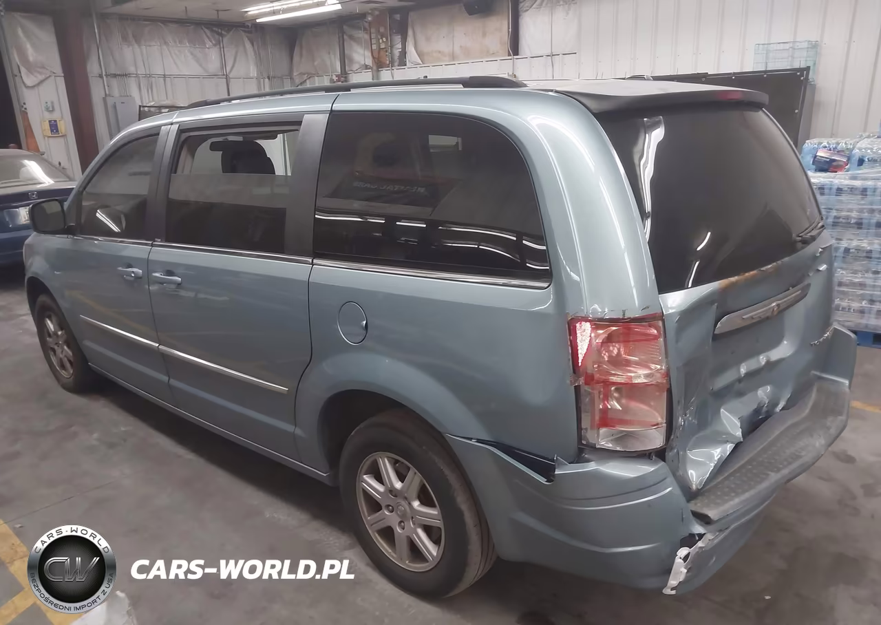 2010 Chrysler Town & Country Touring VIN:2A4RR5D17AR346402 - 3