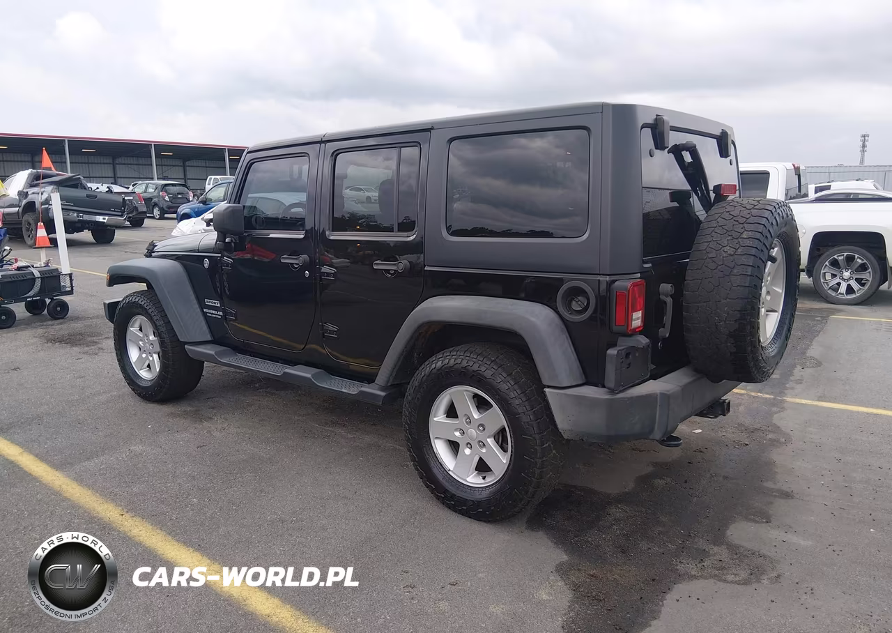2016 Jeep Wrangler Unlimited Sport VIN:1C4BJWDG8GL148891 - 3