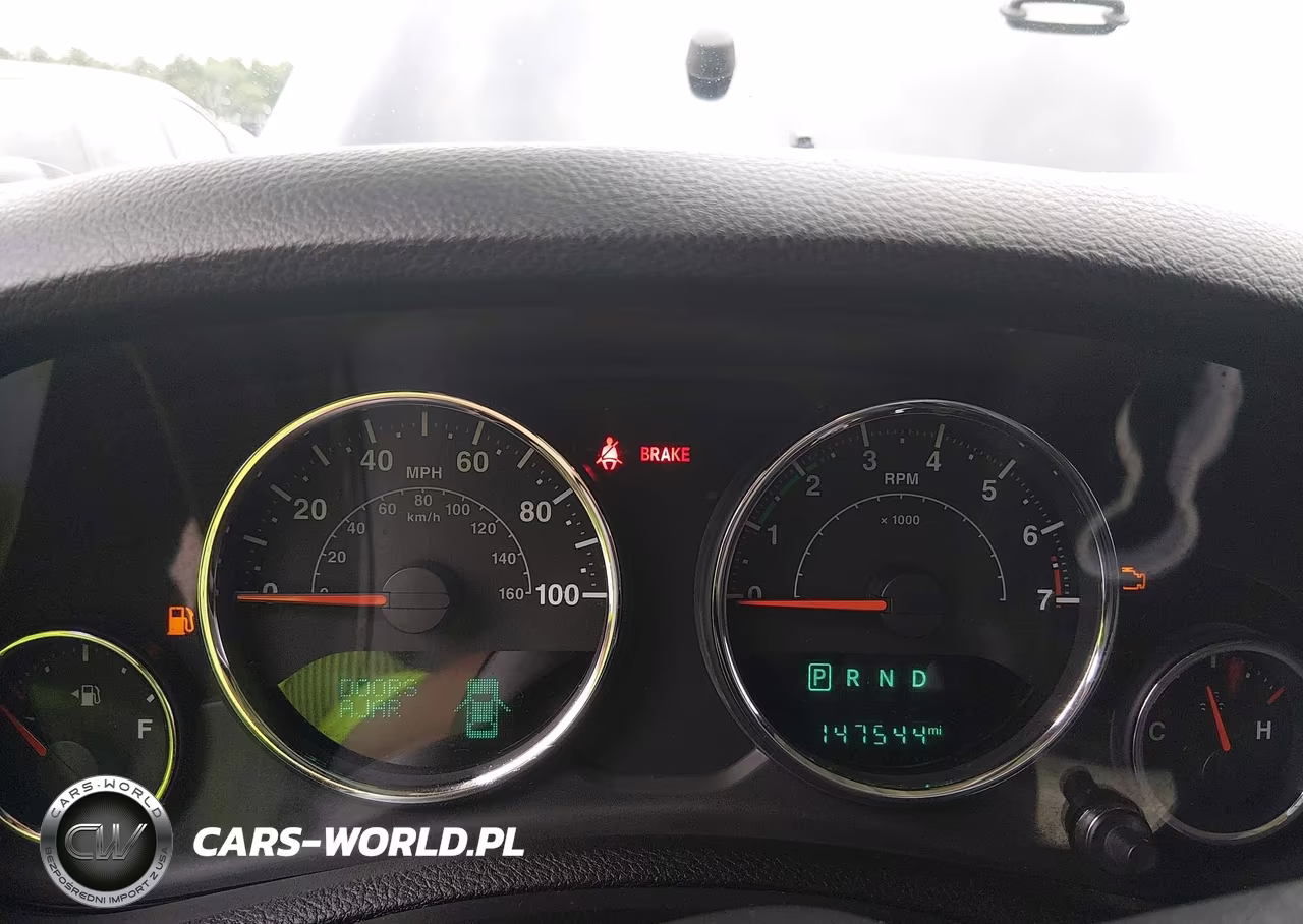 2016 Jeep Wrangler Unlimited Sport VIN:1C4BJWDG8GL148891 - 7