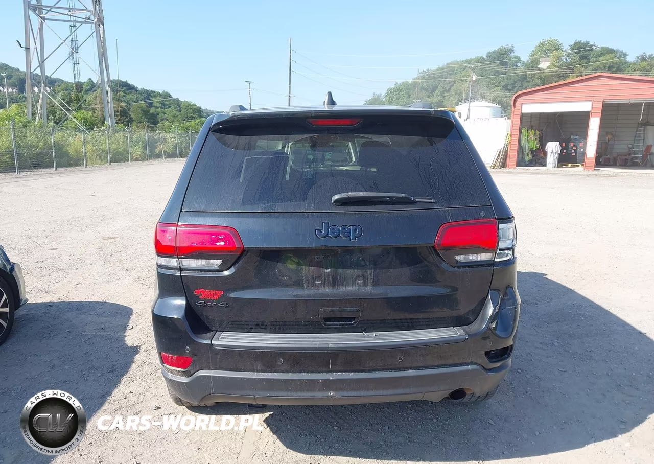 2019 Jeep Grand Cherokee Upland 4X4 VIN:1C4RJFAG3KC533965 - 16