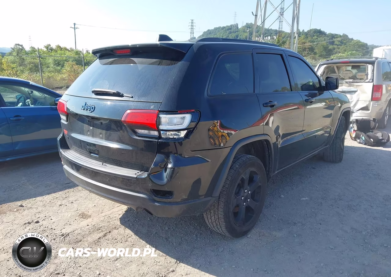 2019 Jeep Grand Cherokee Upland 4X4 VIN:1C4RJFAG3KC533965 - 4
