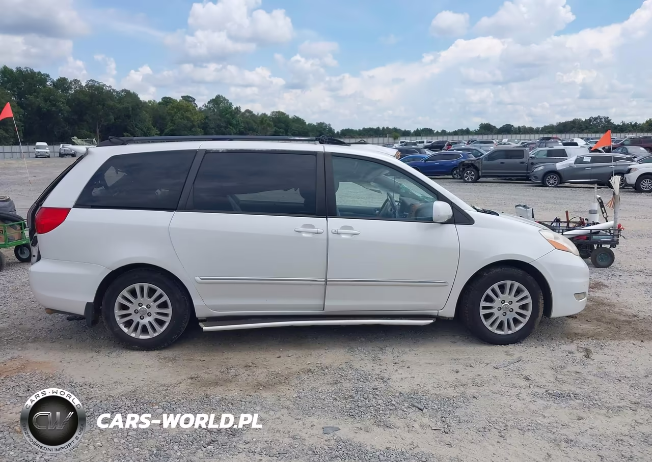 2008 Toyota Sienna Limited VIN:5TDZK22CX8S132695 - 13