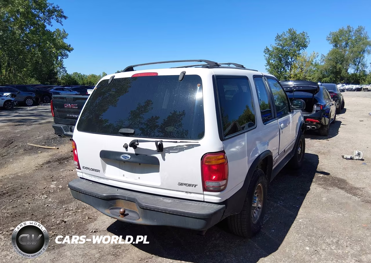 1998 Ford Explorer Sport VIN:1FMYU22X2WUB66515 - 4