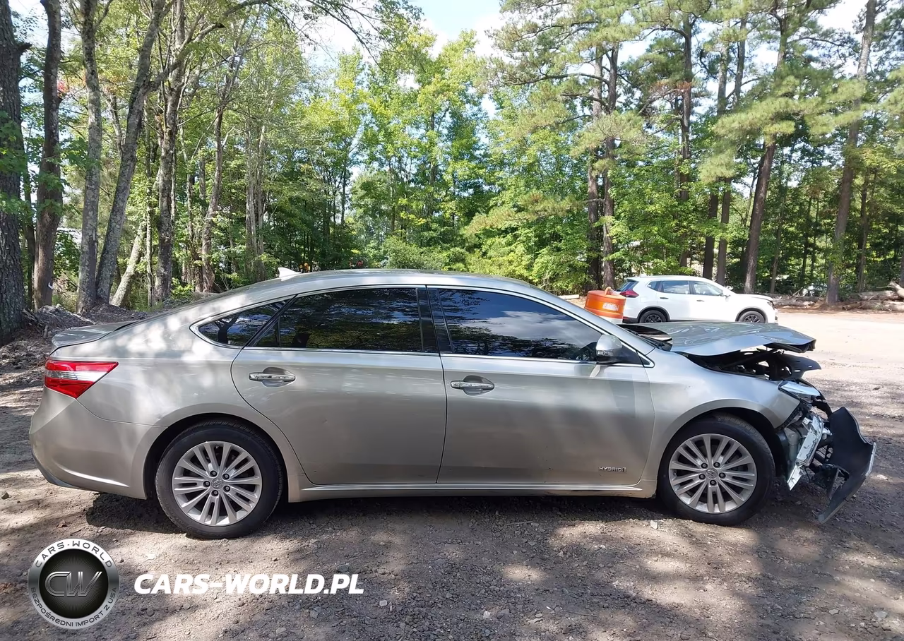 2013 Toyota Avalon Hybrid Limited VIN:4T1BD1EB6DU010636 - 13