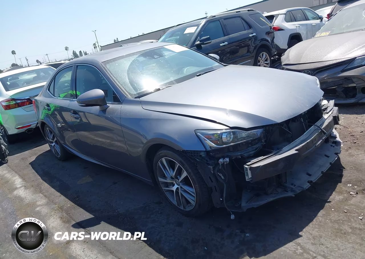 2020 Lexus Is 300 – zdjęcie 1 z 18