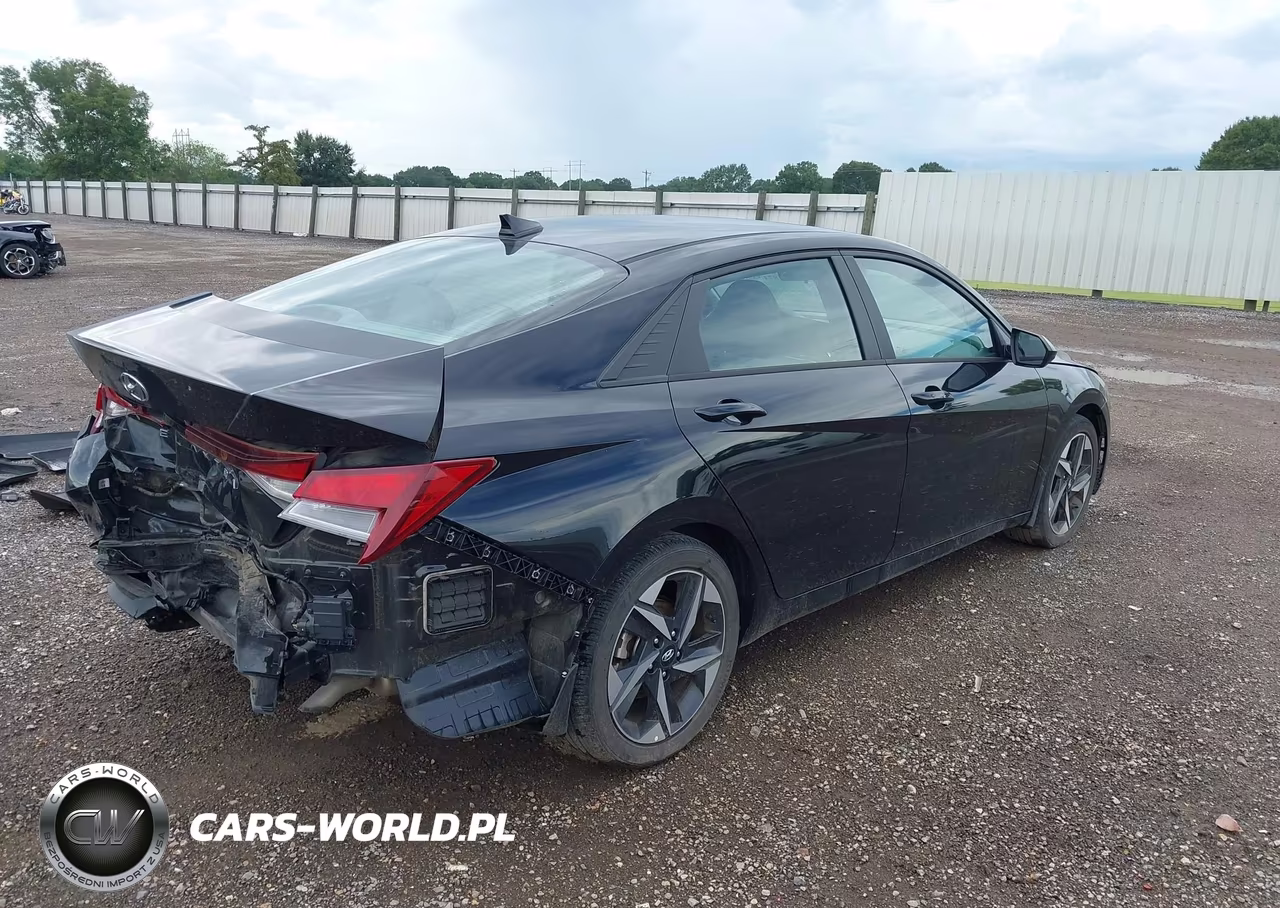 2023 Hyundai Elantra Sel VIN:KMHLS4AG3PU467048 - 4