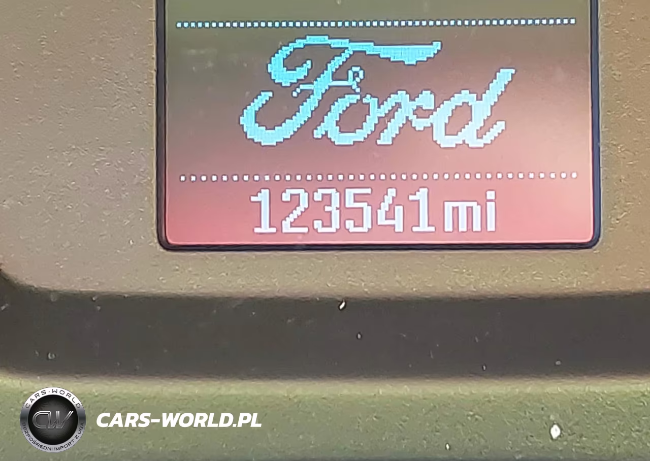 2019 Ford Transit-250 VIN:1FTYR2CM2KKB41842 - 15