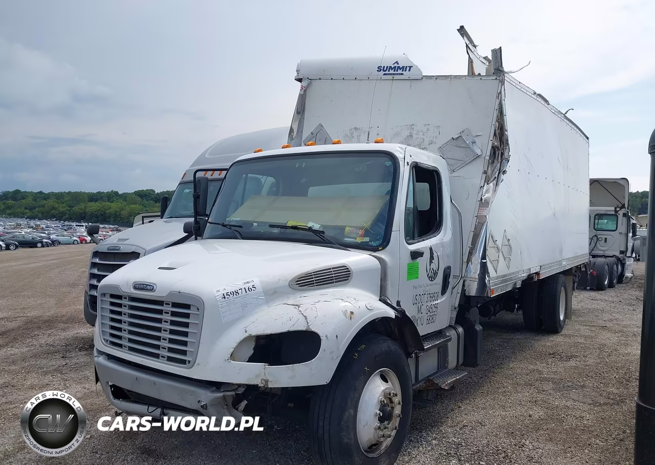 2020 Freightliner M2 106