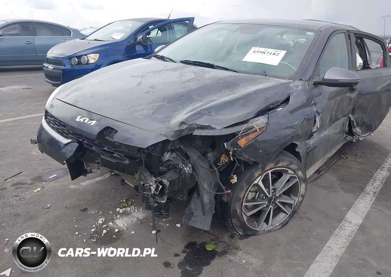 2023 Kia Forte Lxs VIN:3KPF24AD5PE591344 - 6