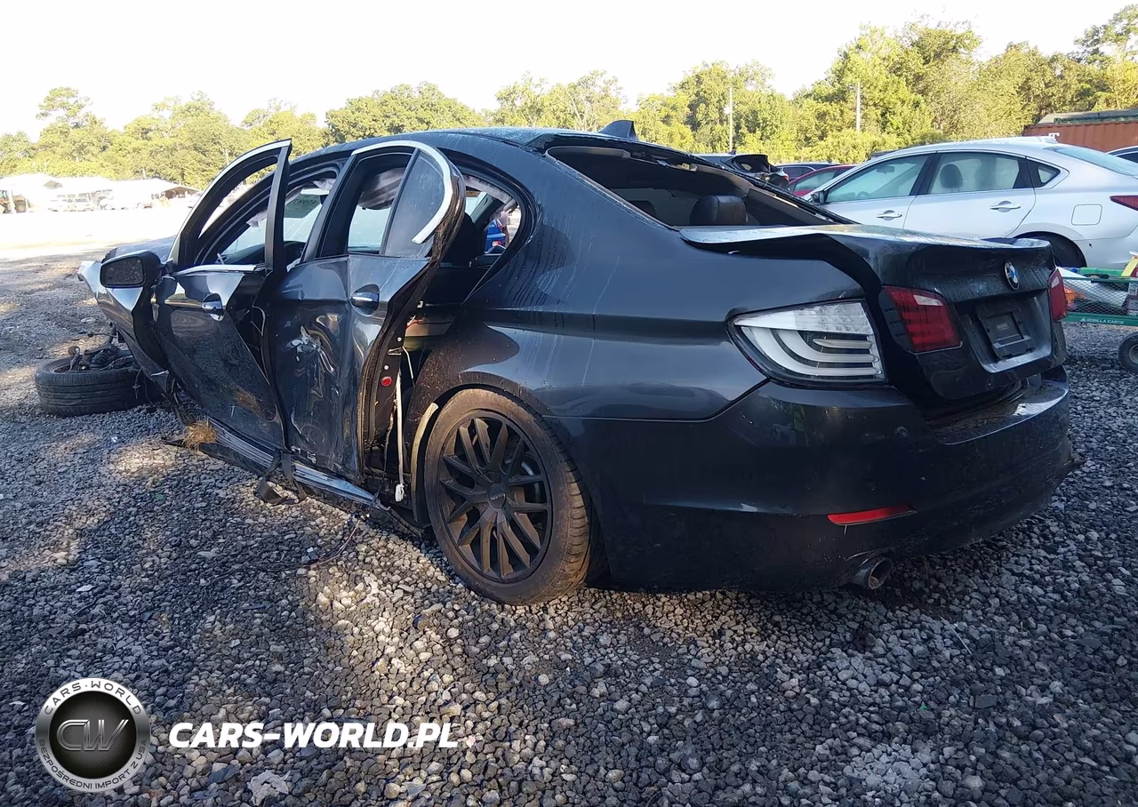 2013 BMW 535I xDrive VIN:WBAFU7C50DDU72404 - 3