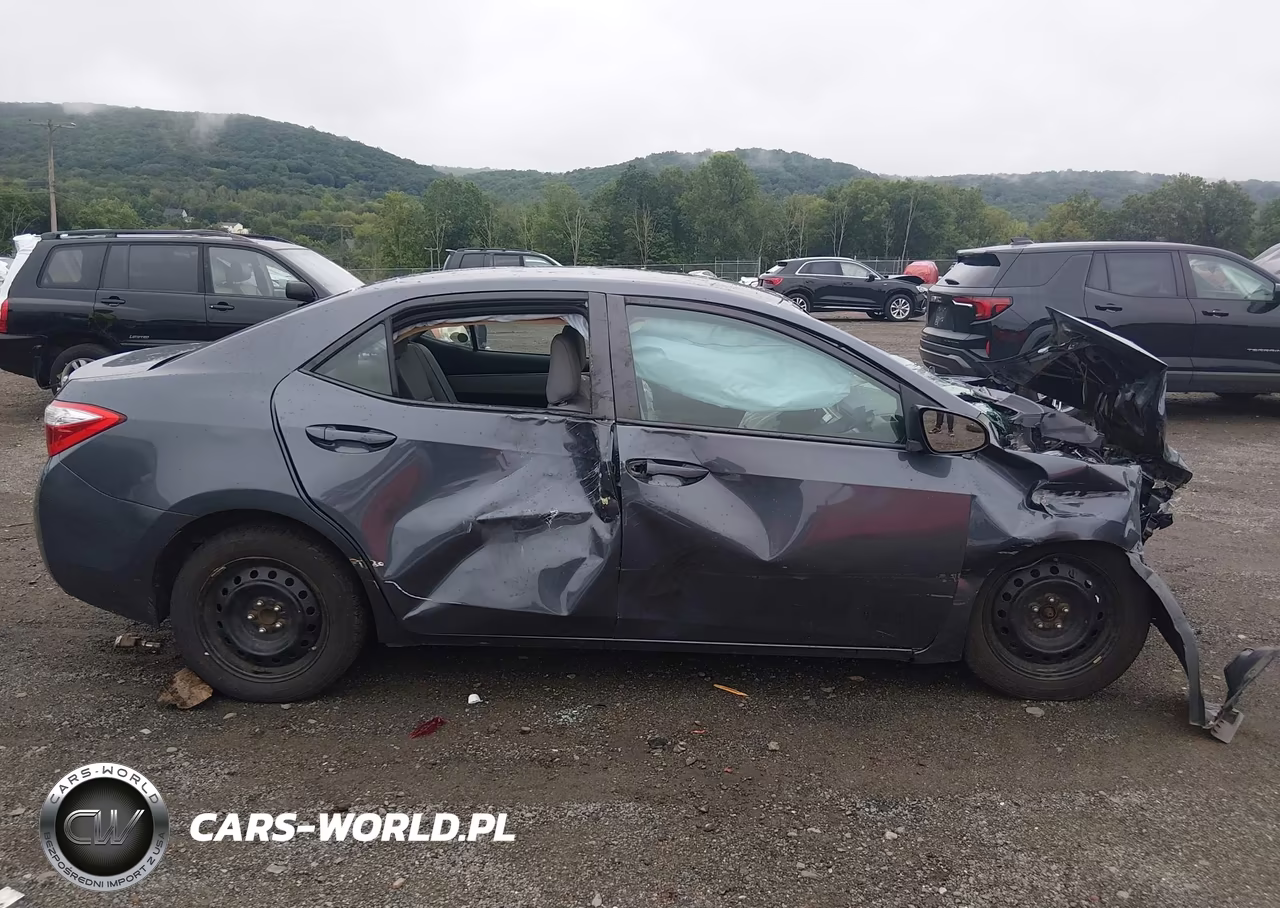 2016 Toyota Corolla Le VIN:2T1BURHE2GC605414 - 14