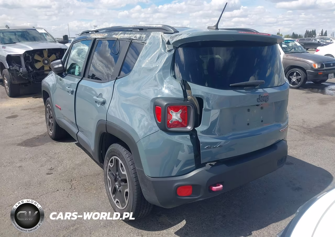 2017 Jeep Renegade Trailhawk 4X4 VIN:ZACCJBCB1HPG39187 - 3