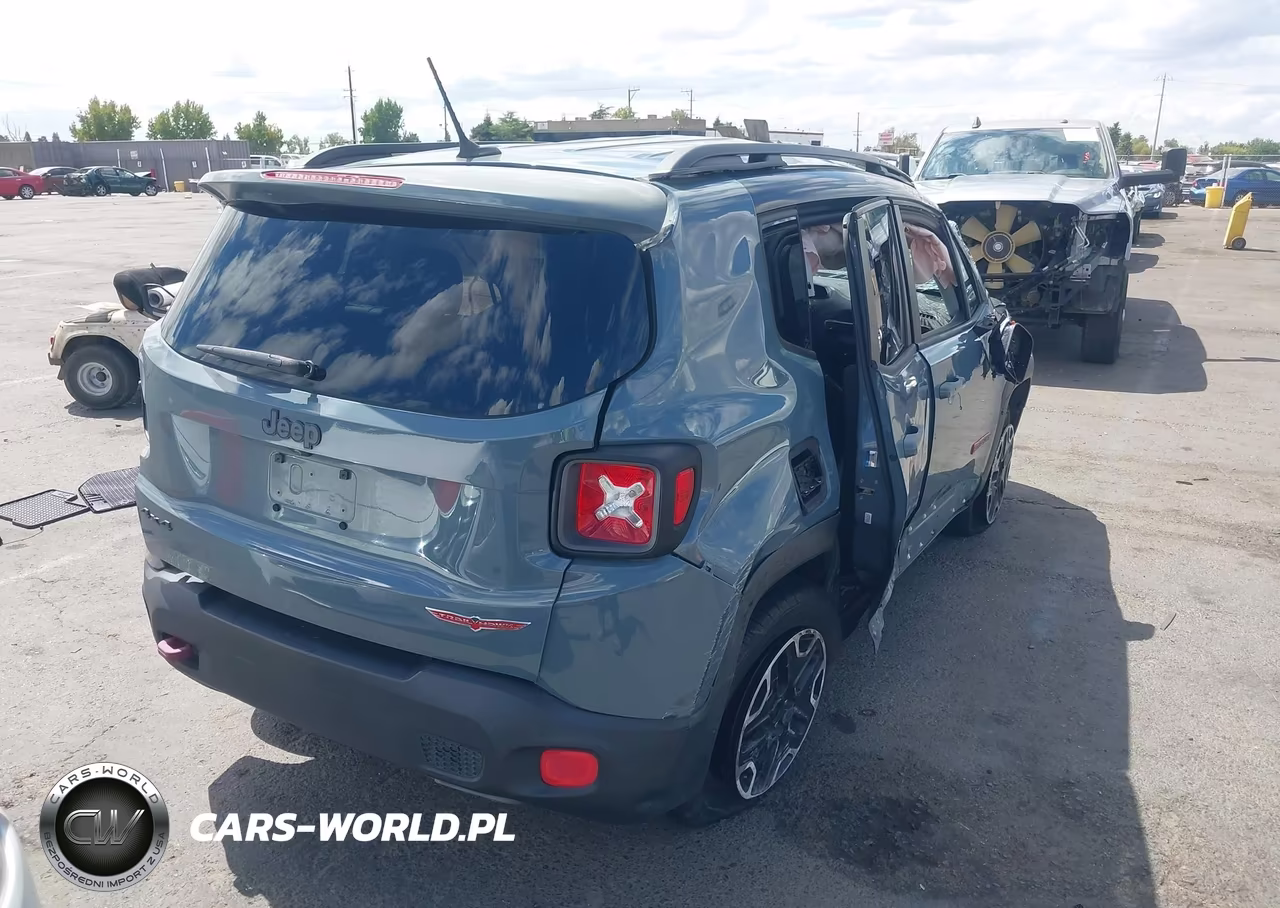 2017 Jeep Renegade Trailhawk 4X4 VIN:ZACCJBCB1HPG39187 - 4