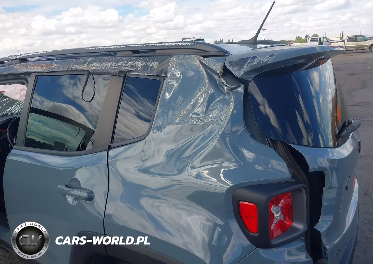 2017 Jeep Renegade Trailhawk 4X4 VIN:ZACCJBCB1HPG39187 - 6