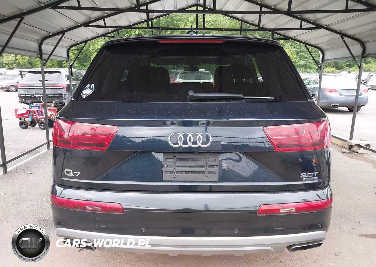 2018 Audi Q7 3.0T Premium VIN:WA1LAAF76JD012940 - 17
