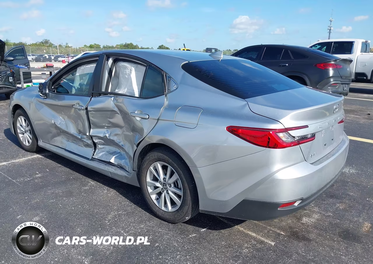 2026 Toyota Camry Le VIN:4T1DAACK0TU777126 - 3