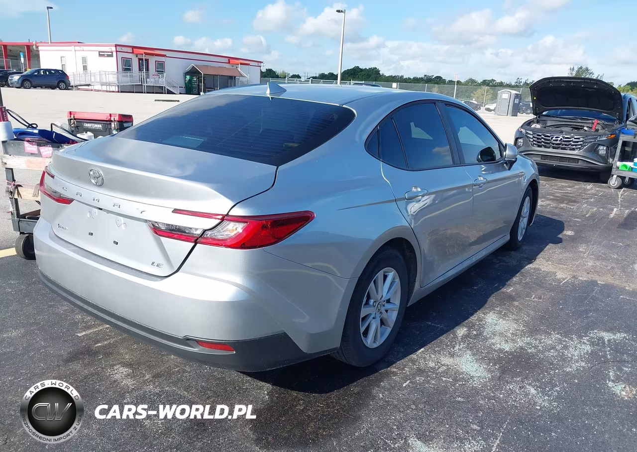 2026 Toyota Camry Le VIN:4T1DAACK0TU777126 - 4