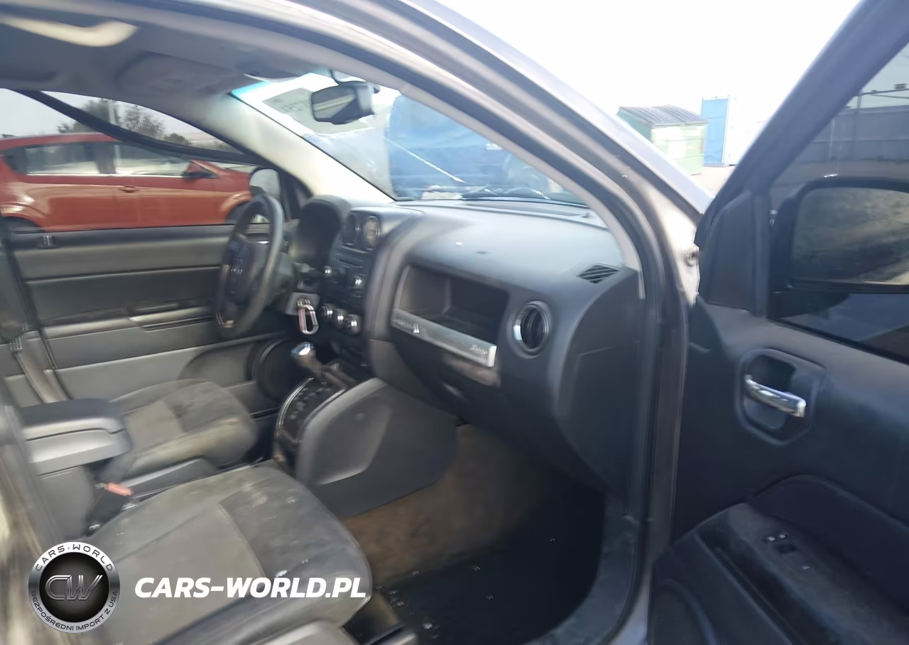 2016 Jeep Compass Sport VIN:1C4NJDBB2GD661900 - 5