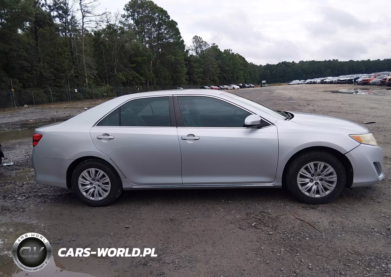 2013 Toyota Camry Le VIN:4T4BF1FK6DR283784 - 13