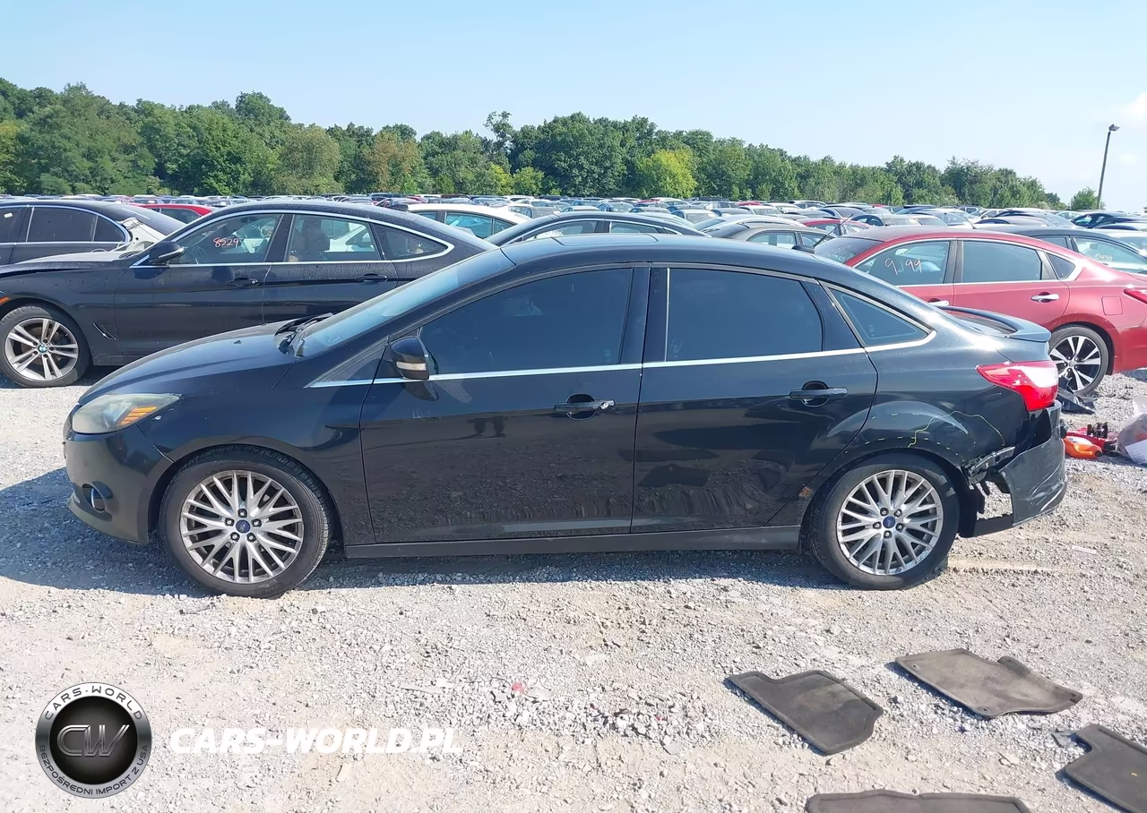 2014 Ford Focus Titanium VIN:1FADP3J28EL378027 - 14
