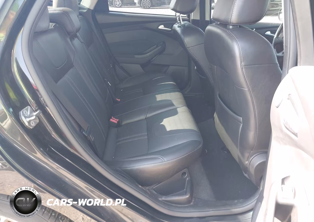 2014 Ford Focus Titanium VIN:1FADP3J28EL378027 - 8