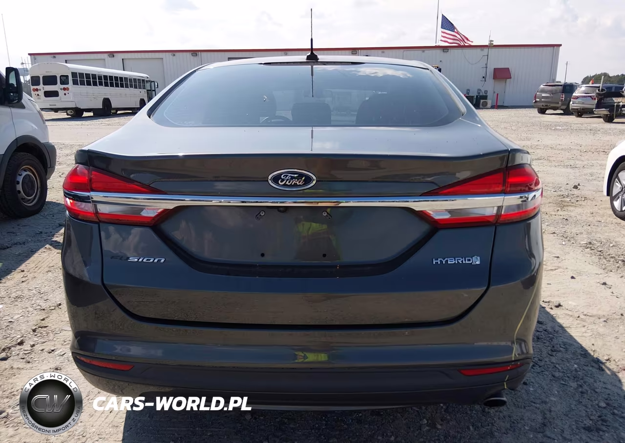 2018 Ford Fusion Hybrid S VIN:3FA6P0UU2JR282037 - 16