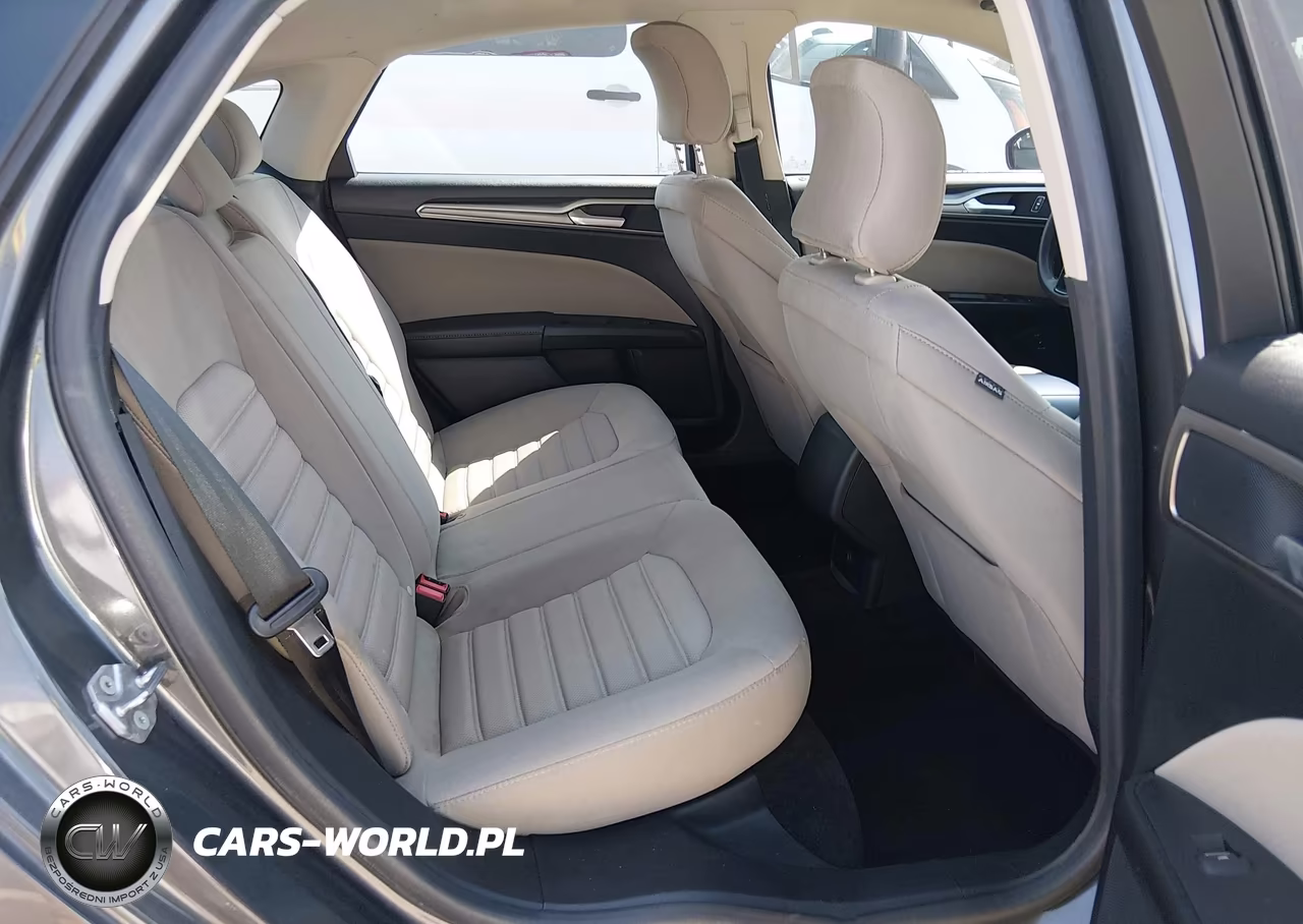 2018 Ford Fusion Hybrid S VIN:3FA6P0UU2JR282037 - 8