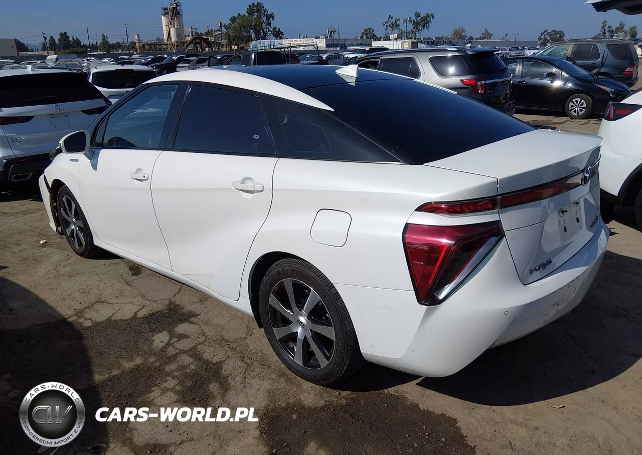 2017 Toyota Mirai VIN:JTDBVRBD4HA001818 - 3