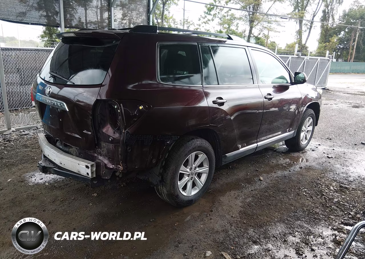 2011 Toyota Highlander Se V6 VIN:5TDBK3EHXBS078109 - 4
