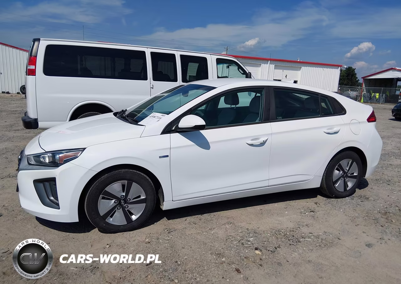 2020 Hyundai Ioniq Hybrid Blue VIN:KMHC65LC4LU219115 - 14