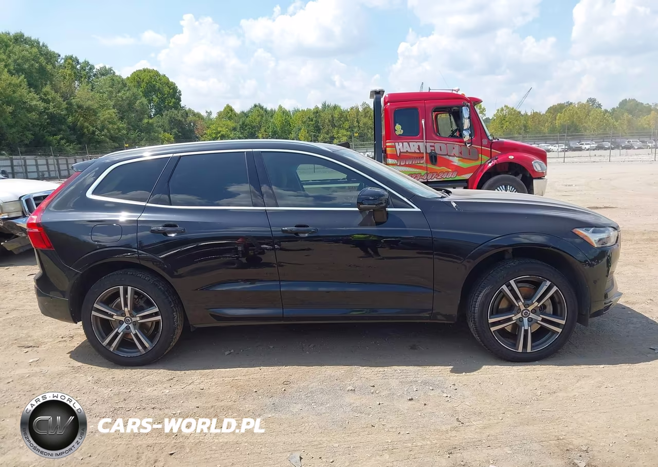 2018 Volvo Xc60 T6 Momentum VIN:YV4A22RK4J1046616 - 13