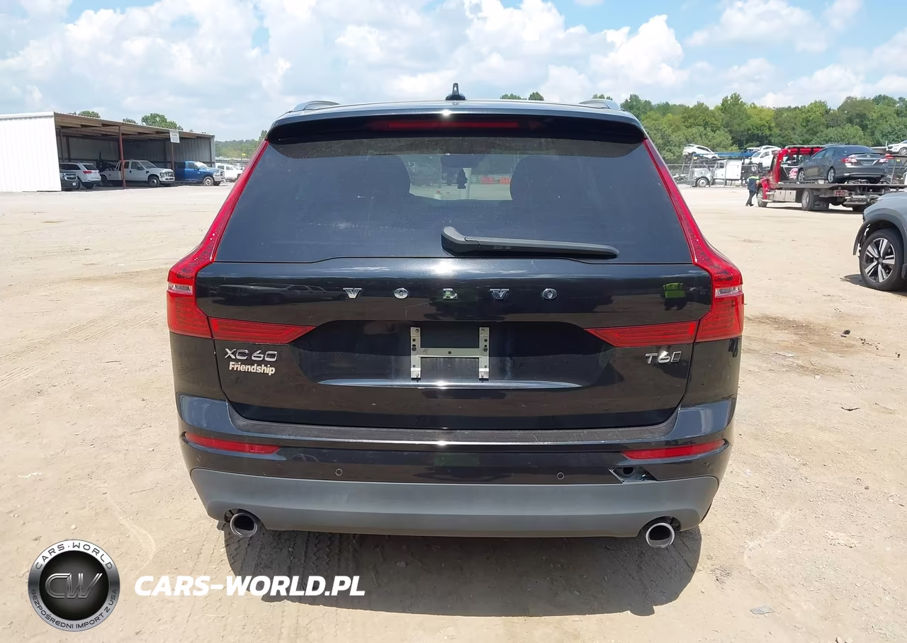 2018 Volvo Xc60 T6 Momentum VIN:YV4A22RK4J1046616 - 16
