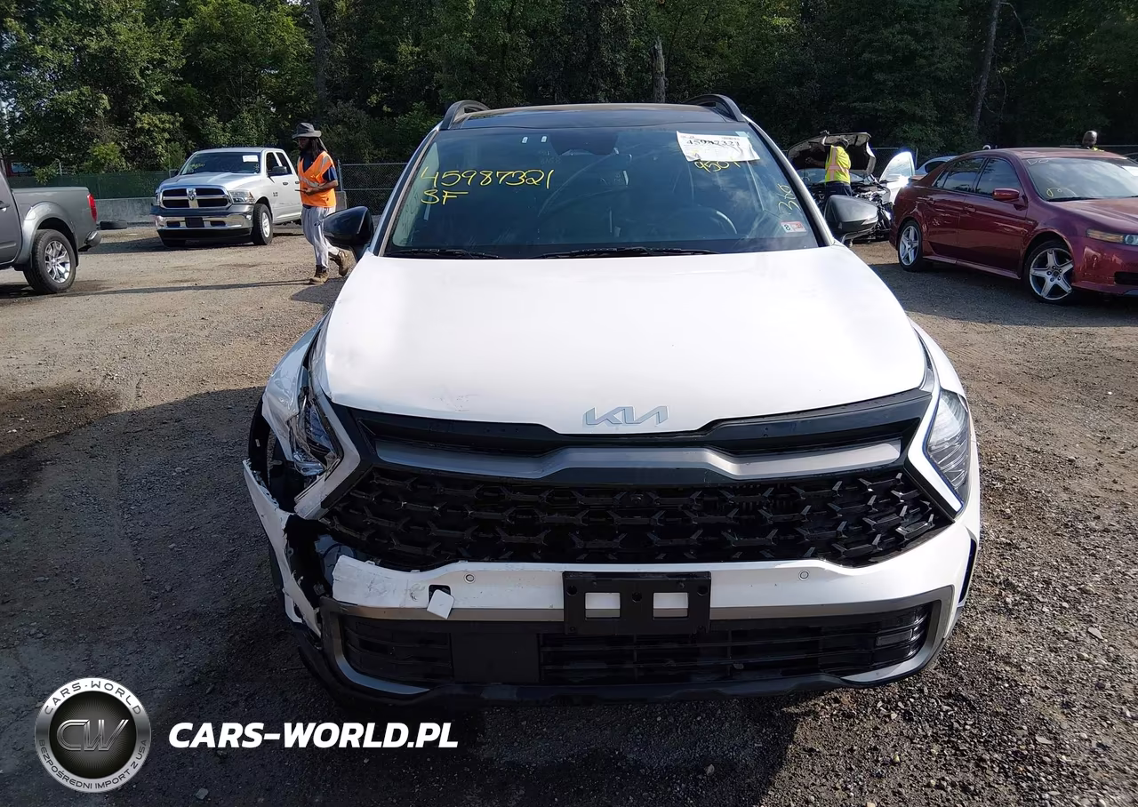 2023 Kia Sportage Plug-In Hybrid X-Line Prestige VIN:KNDPZDAHXP7097810 - 12