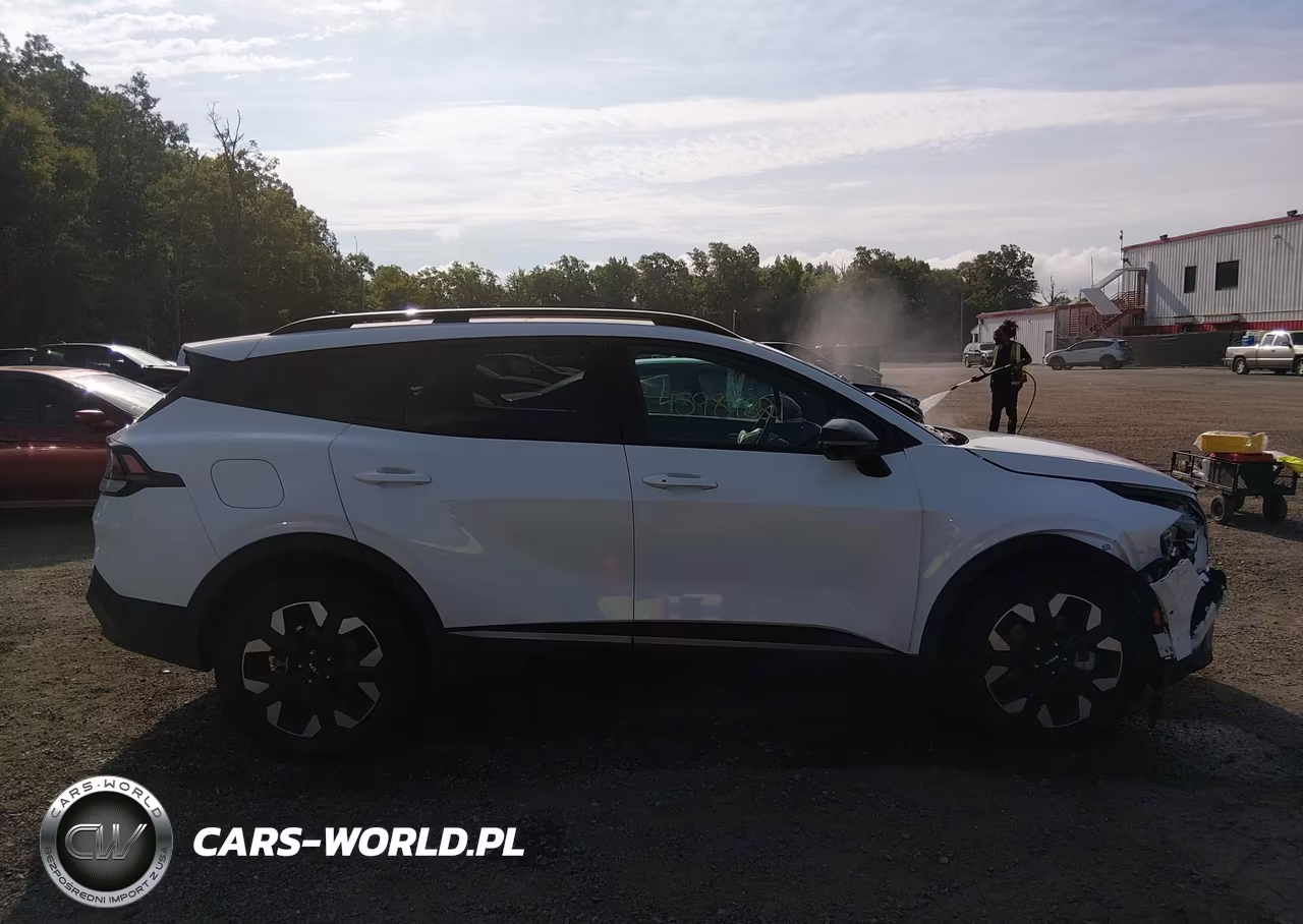 2023 Kia Sportage Plug-In Hybrid X-Line Prestige VIN:KNDPZDAHXP7097810 - 13