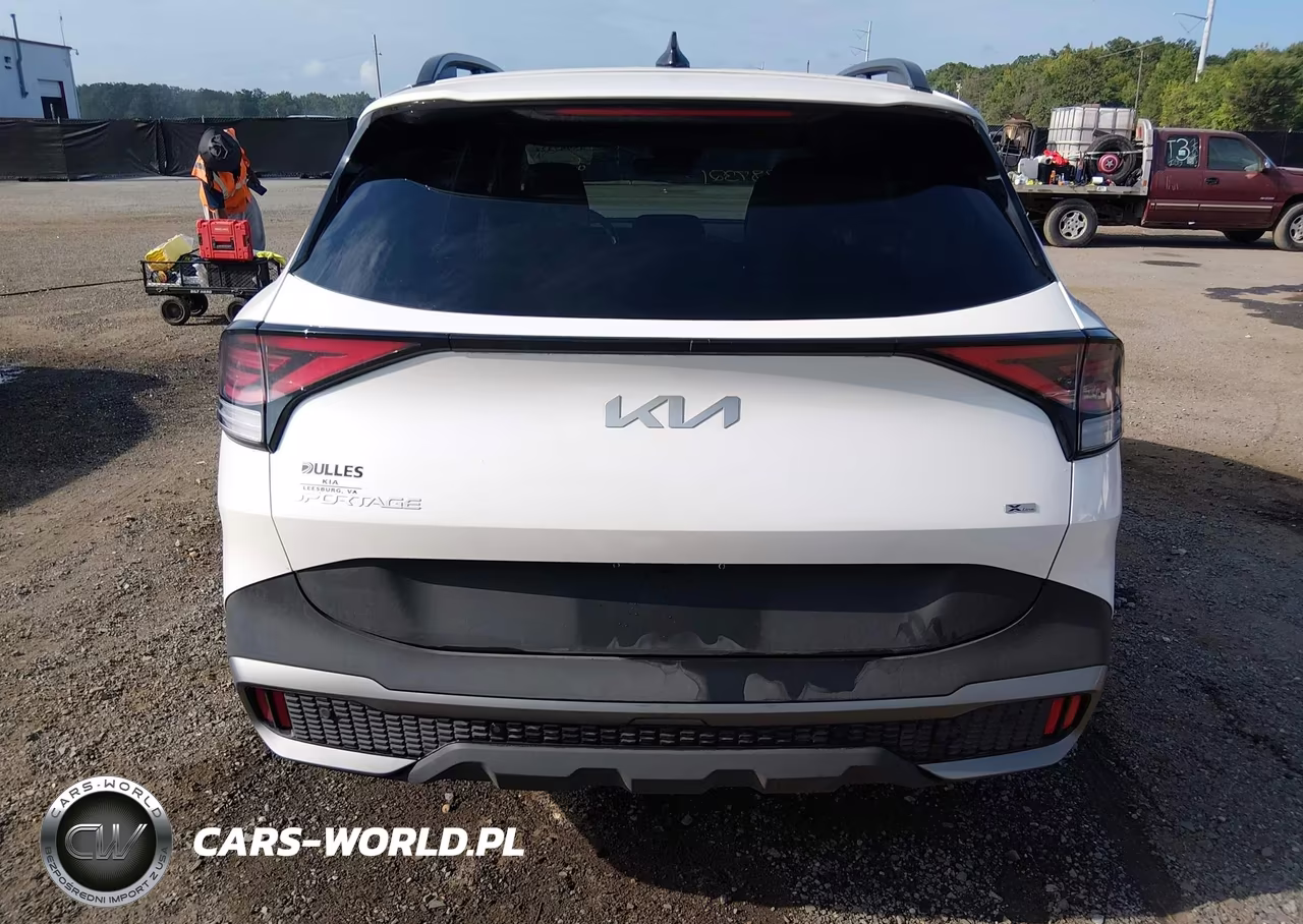 2023 Kia Sportage Plug-In Hybrid X-Line Prestige VIN:KNDPZDAHXP7097810 - 16