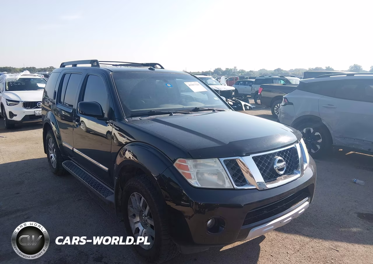 2012 Nissan Pathfinder Le