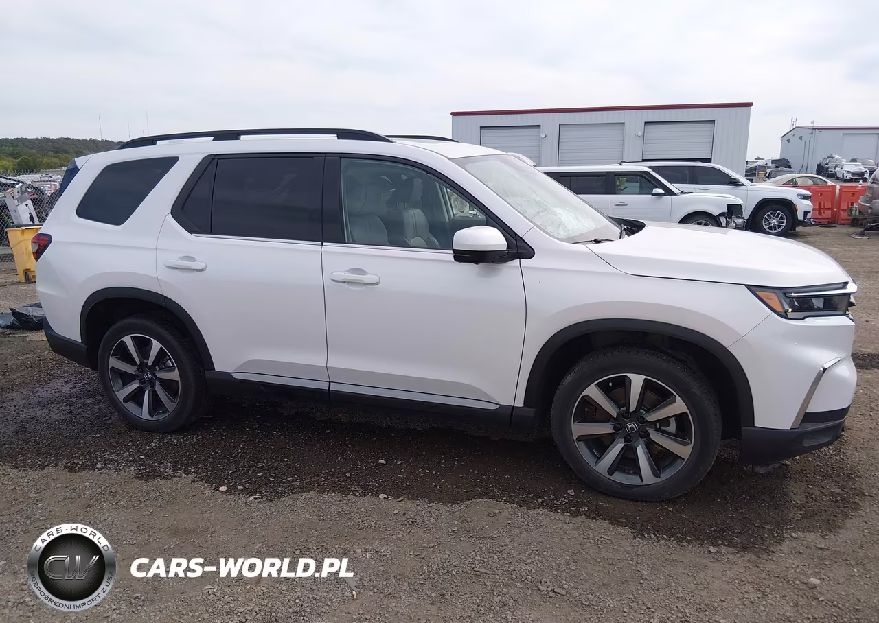 2025 Honda Pilot Elite VIN:5FNYG1H81SB122630 - 14