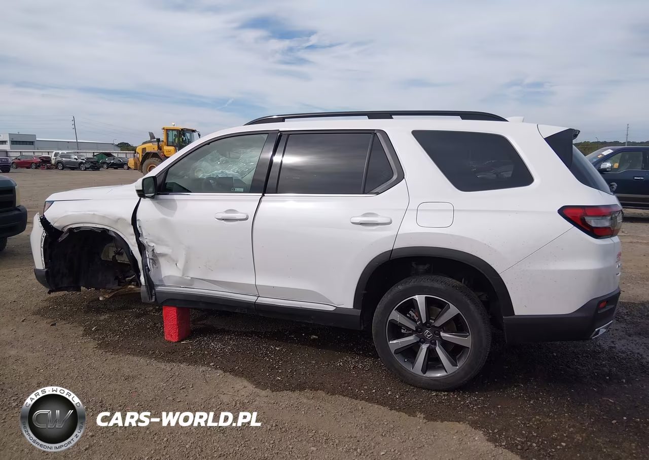 2025 Honda Pilot Elite VIN:5FNYG1H81SB122630 - 15
