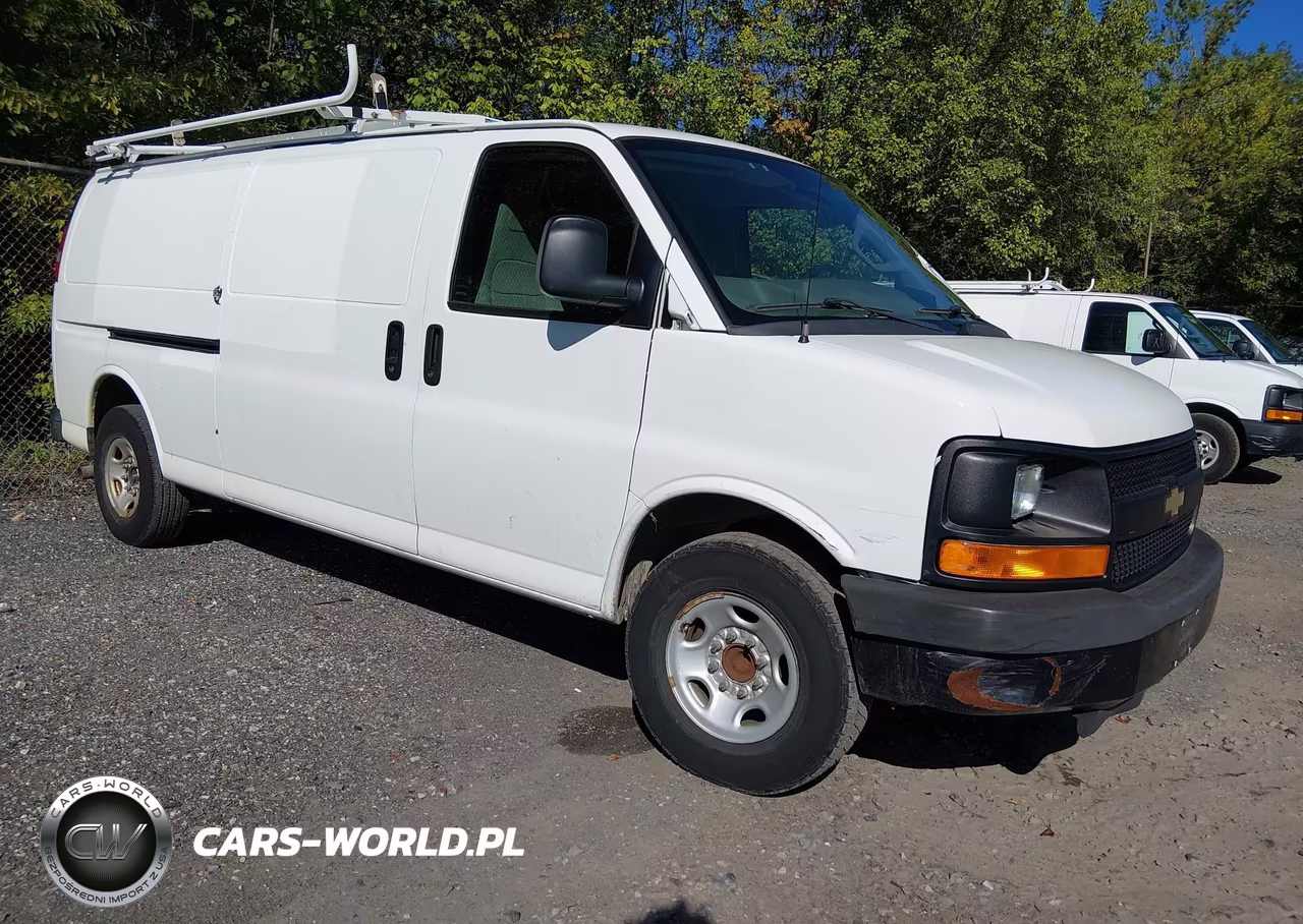 2016 Chevrolet Express 2500 Work Van – zdjęcie 1 z 21