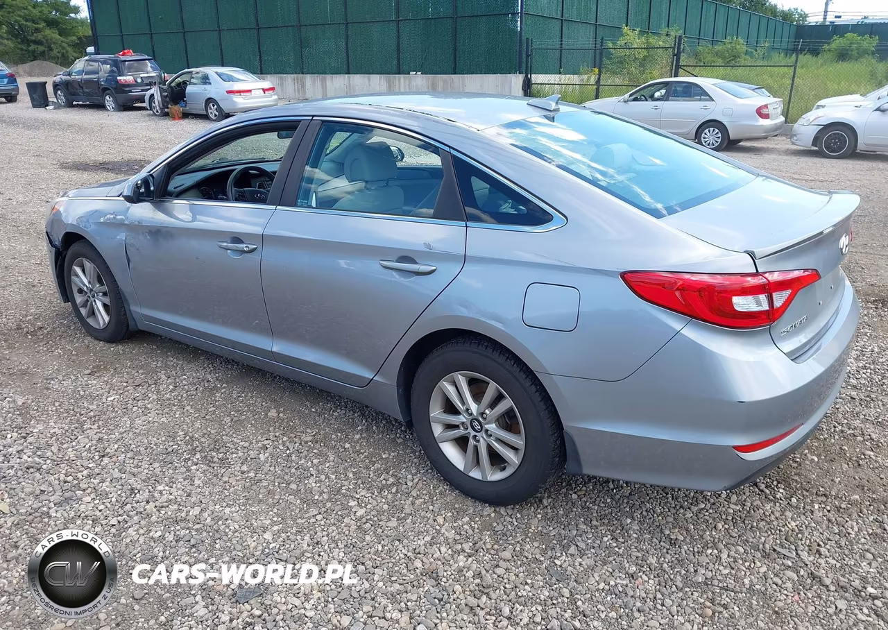 2015 Hyundai Sonata Se VIN:5NPE24AF3FH096616 - 3