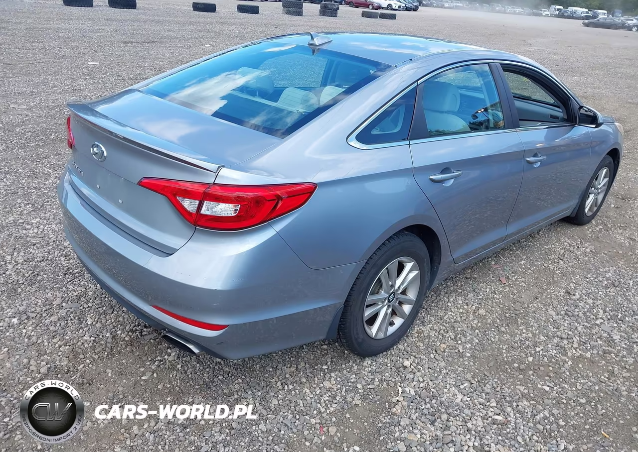 2015 Hyundai Sonata Se VIN:5NPE24AF3FH096616 - 4