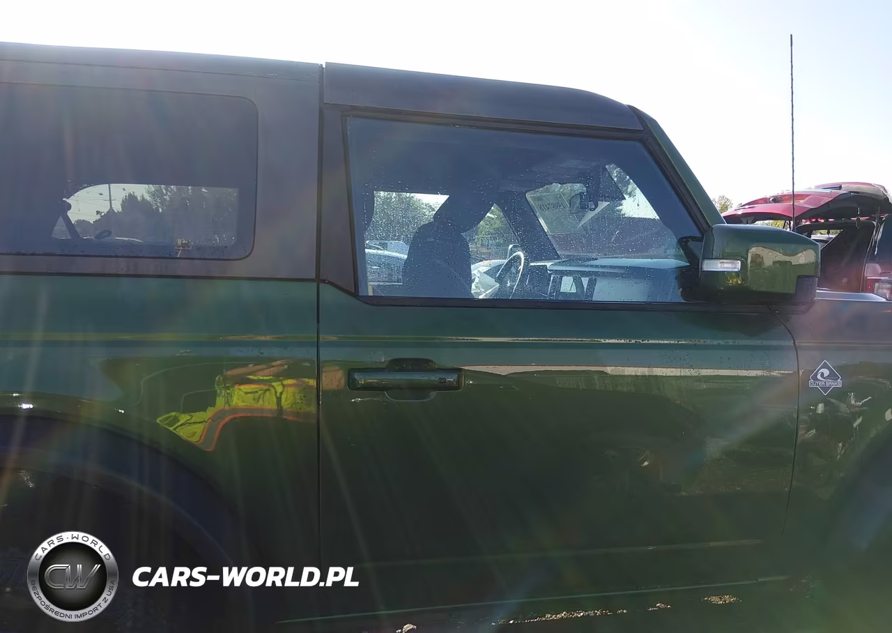 2023 Ford Bronco Outer Banks VIN:1FMDE5CH7PLB22215 - 13